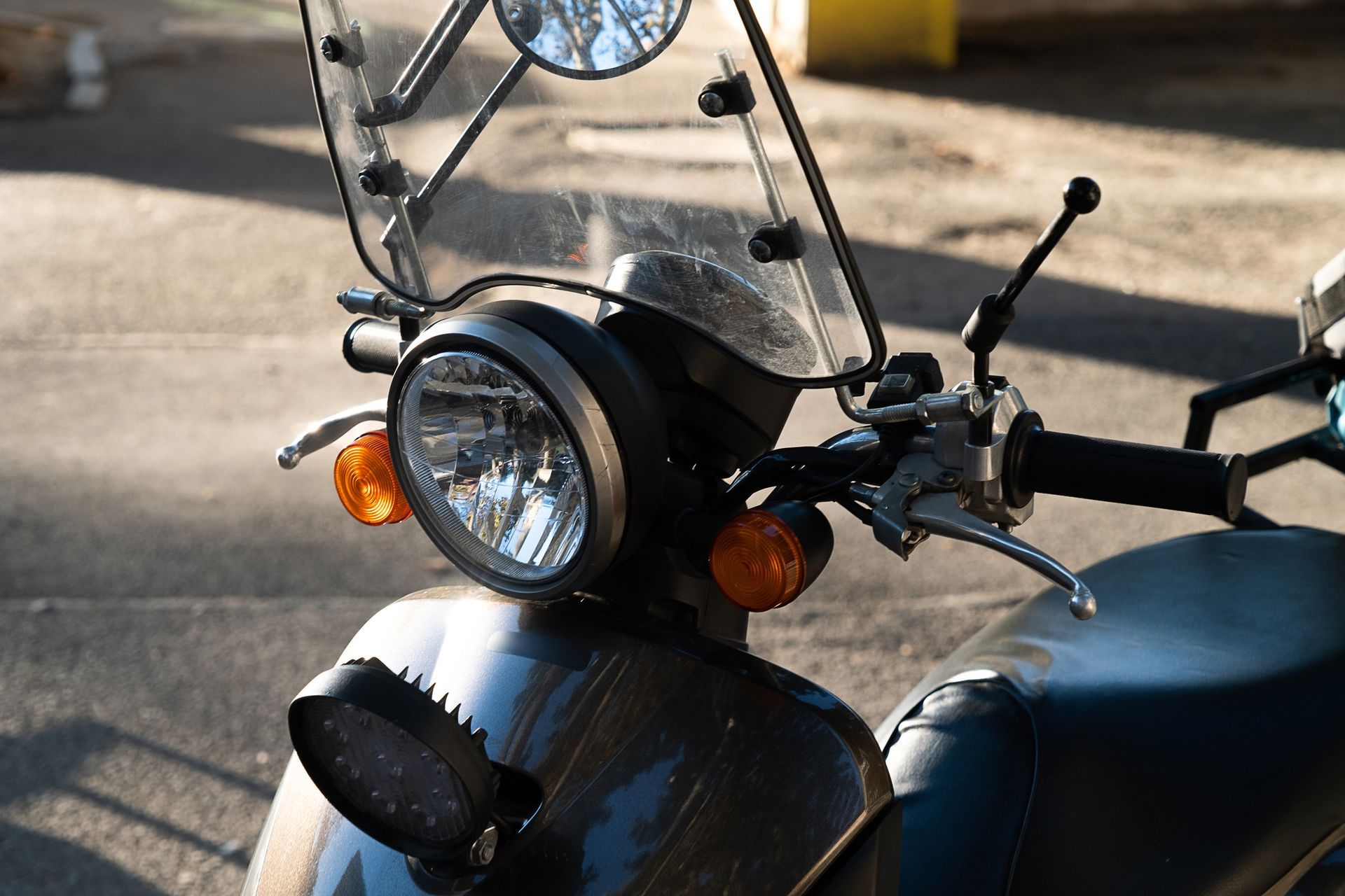 DEMOLIZIONI MOTO E SCOOTER