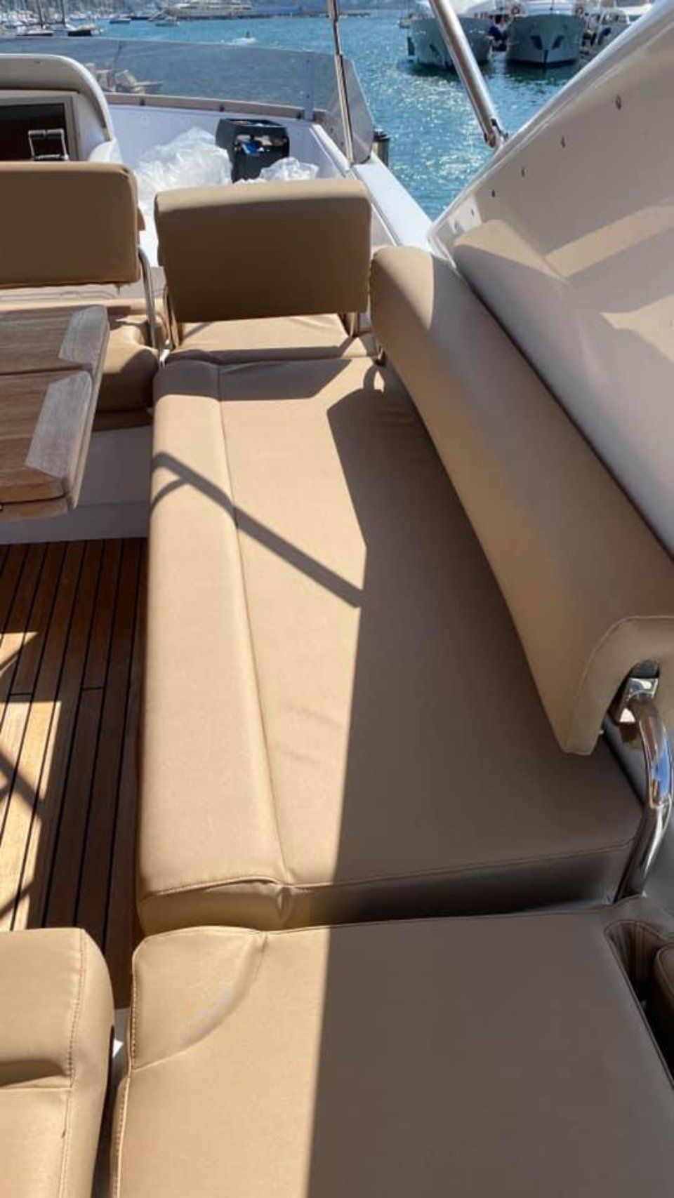 cuscini imbottiti in pelle