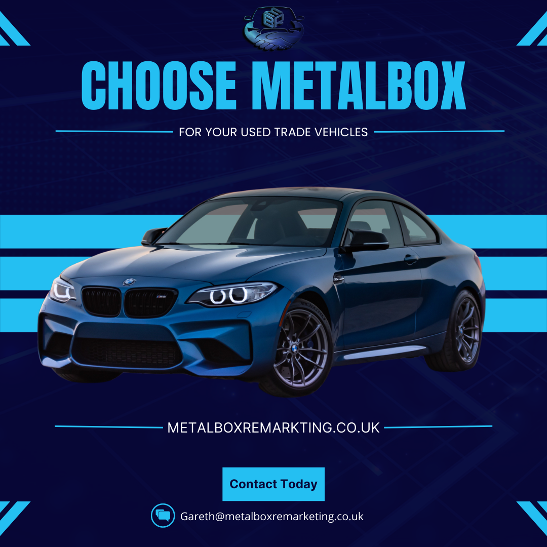 A blue car with the words choose metalbox on it