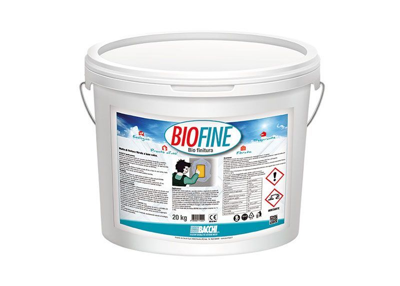 Un secchio bianco con un'etichetta che dice biofine.