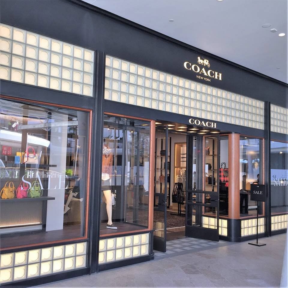 Coach Store Side View — Workshop Capabilities in Molendinar, QLD