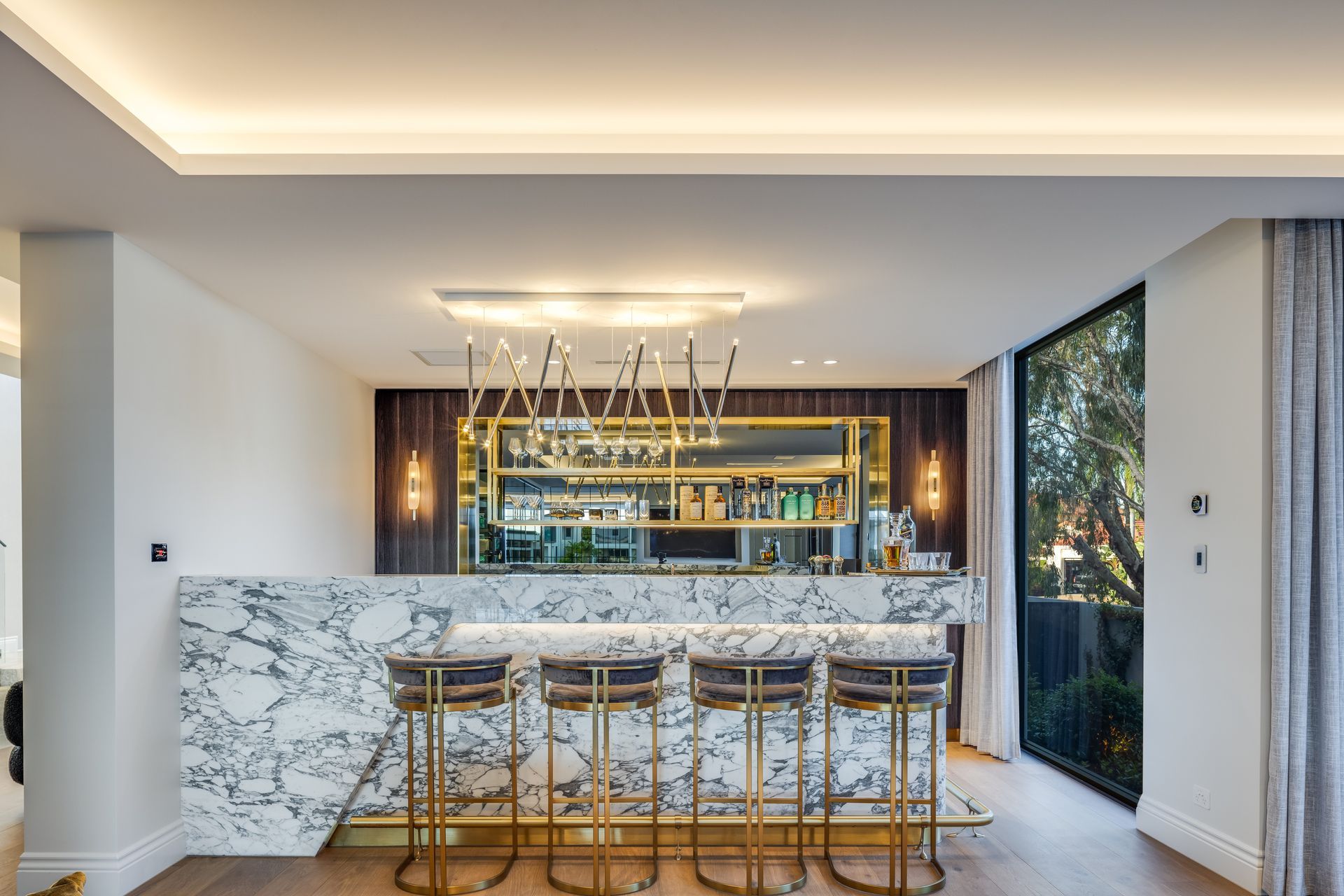 Empty Commercial Store — Workshop Capabilities in Molendinar, QLD