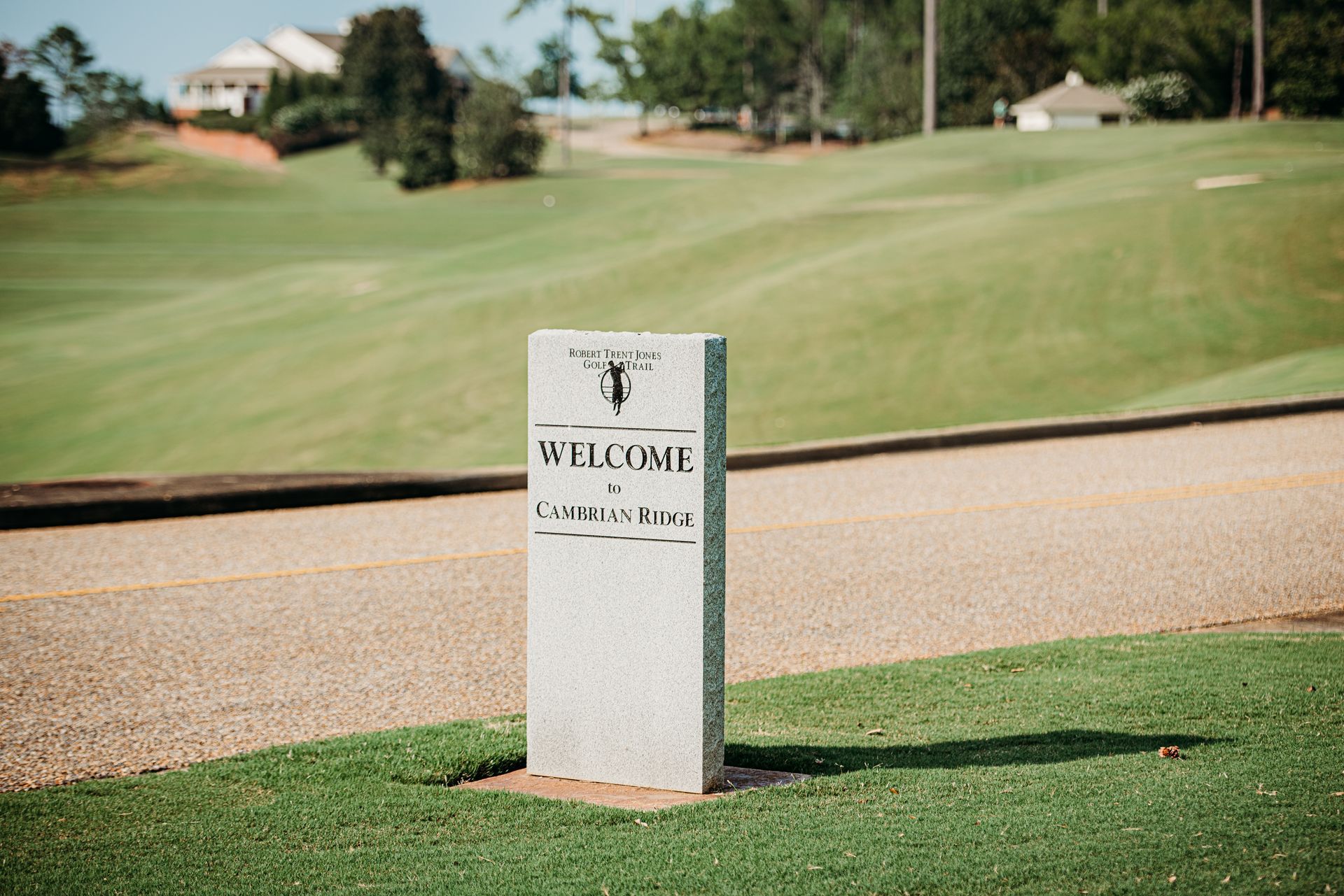 a stone sign that says welcome to cambrian ridge