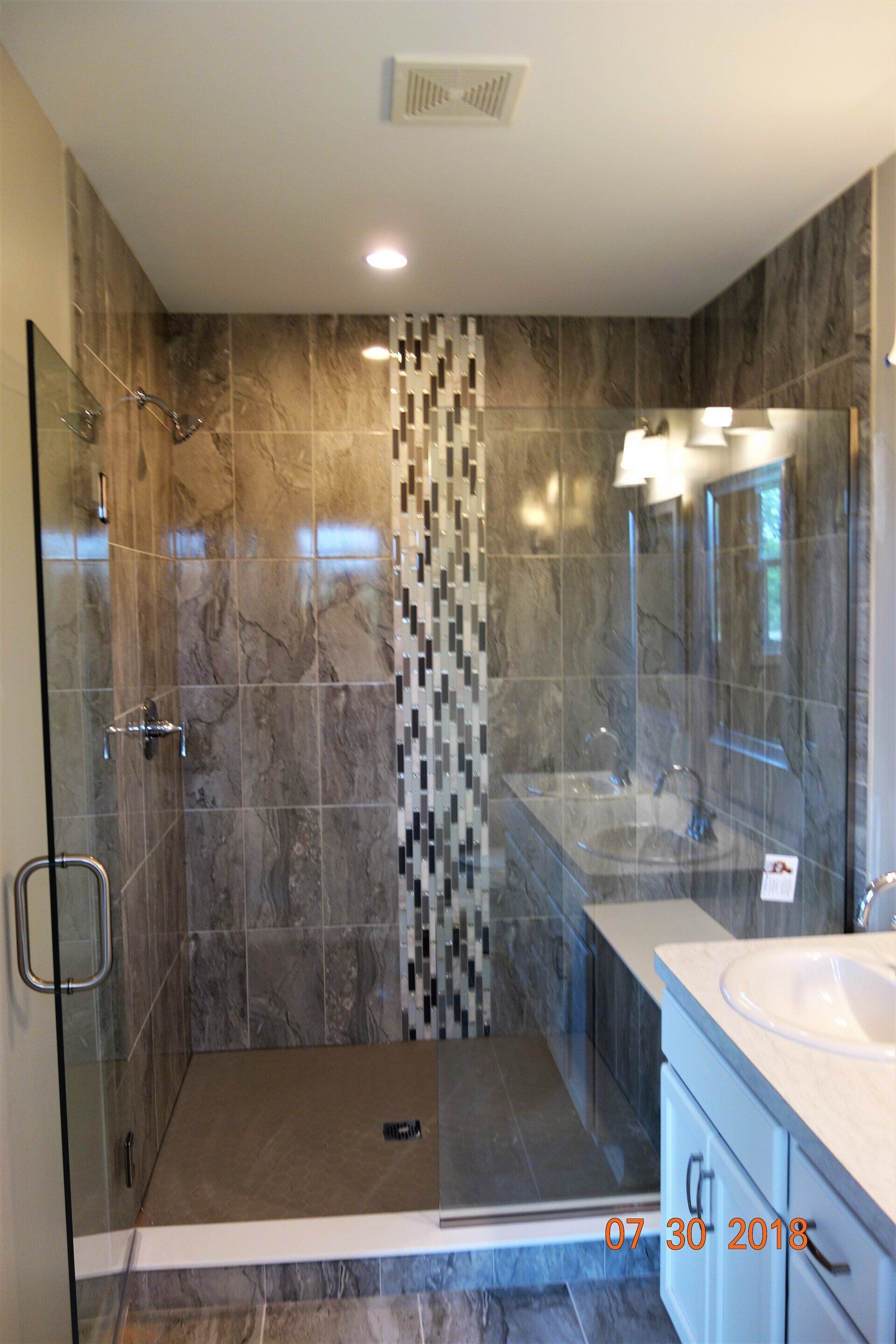 Flooring Gallery Mario & Son Tile & Linoleum Co. Buffalo & Williamsville, NY