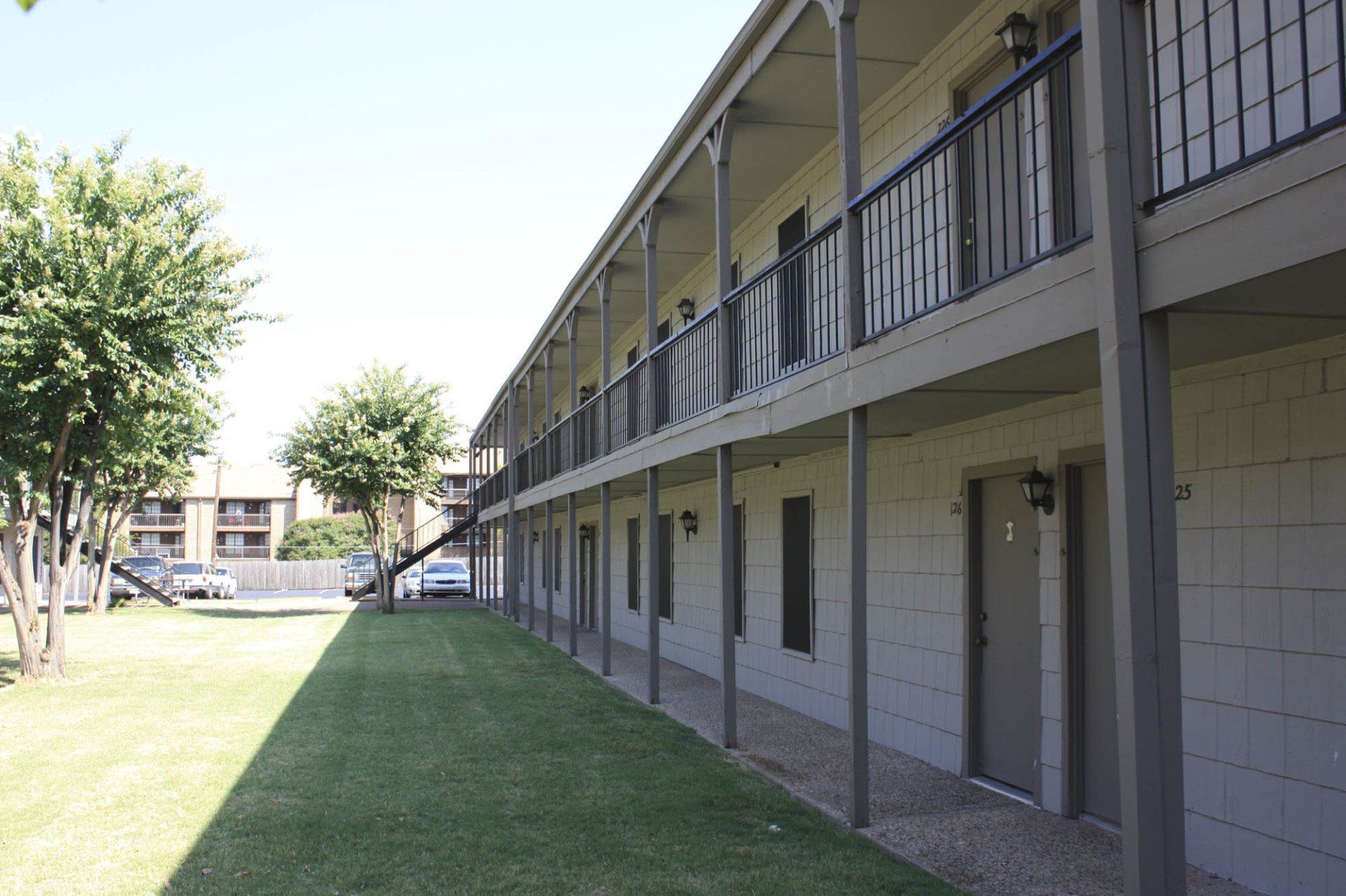 Highlander Square Apartment Exterior