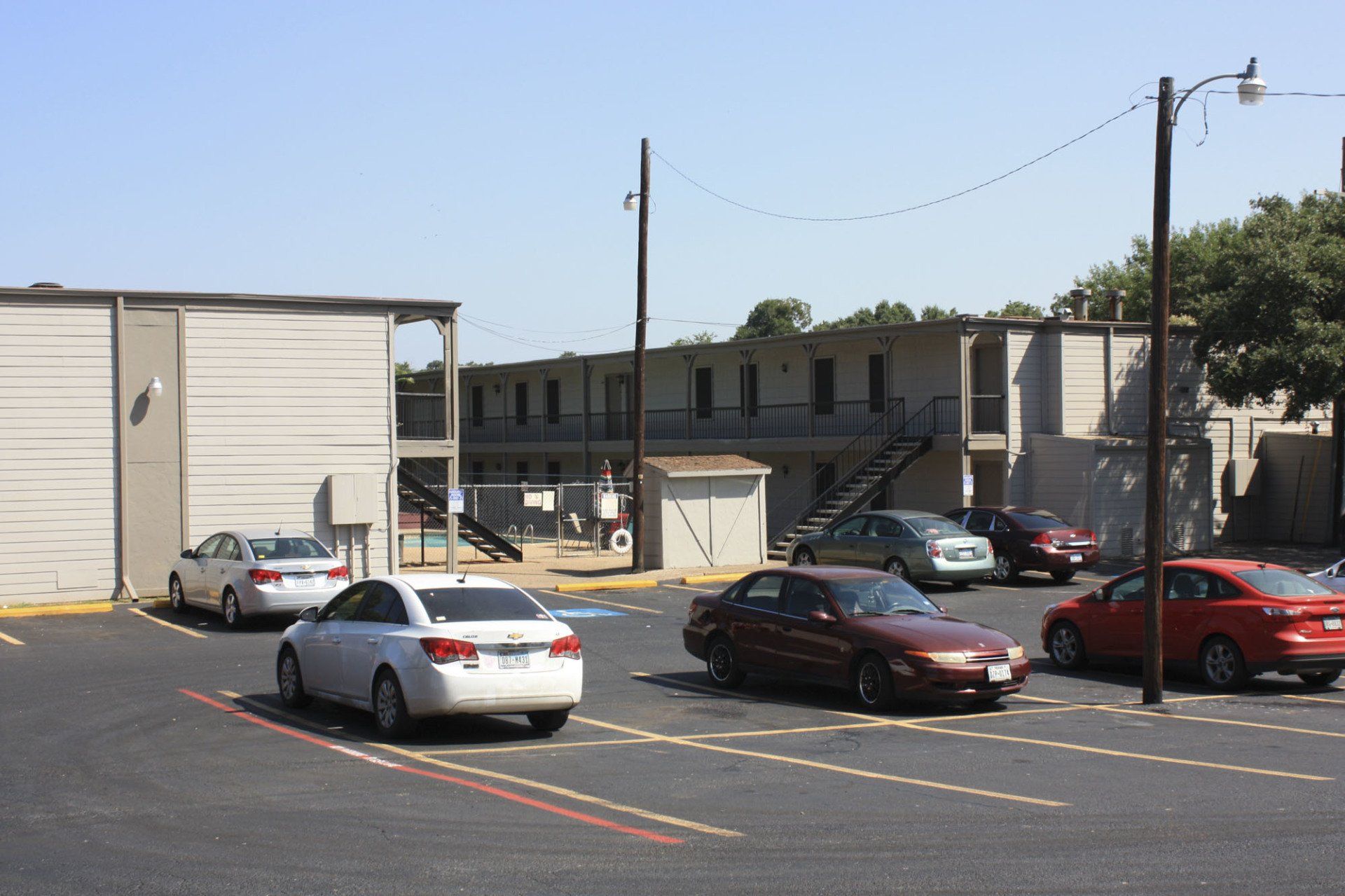 Highlander Square Apartment Exterior