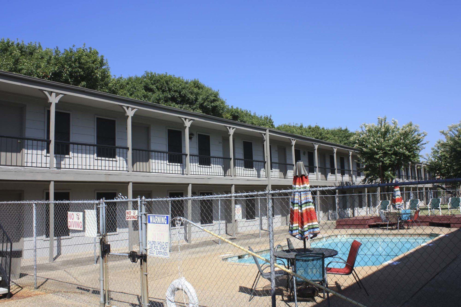 Highlander Square Apartment Exterior