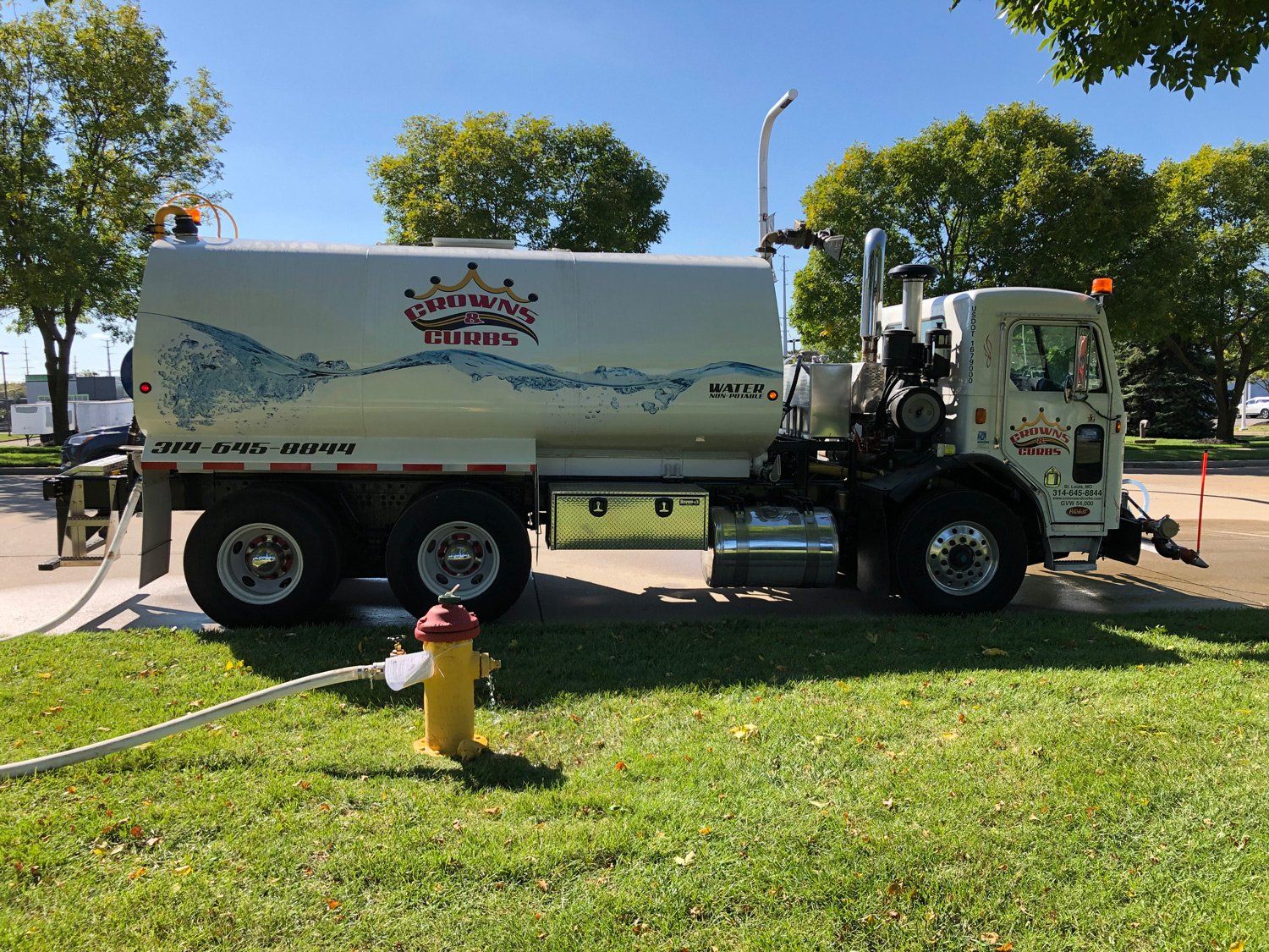 White Water Truck — St. Louis, MO — Crown’s & Curbs Inc.