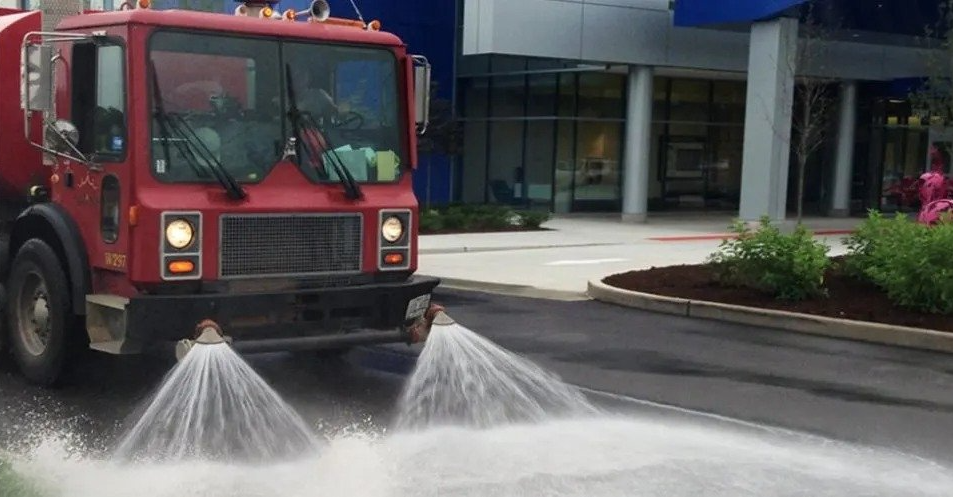 Swimming Pool Support — St. Louis, MO — Crown’s & Curbs Inc.