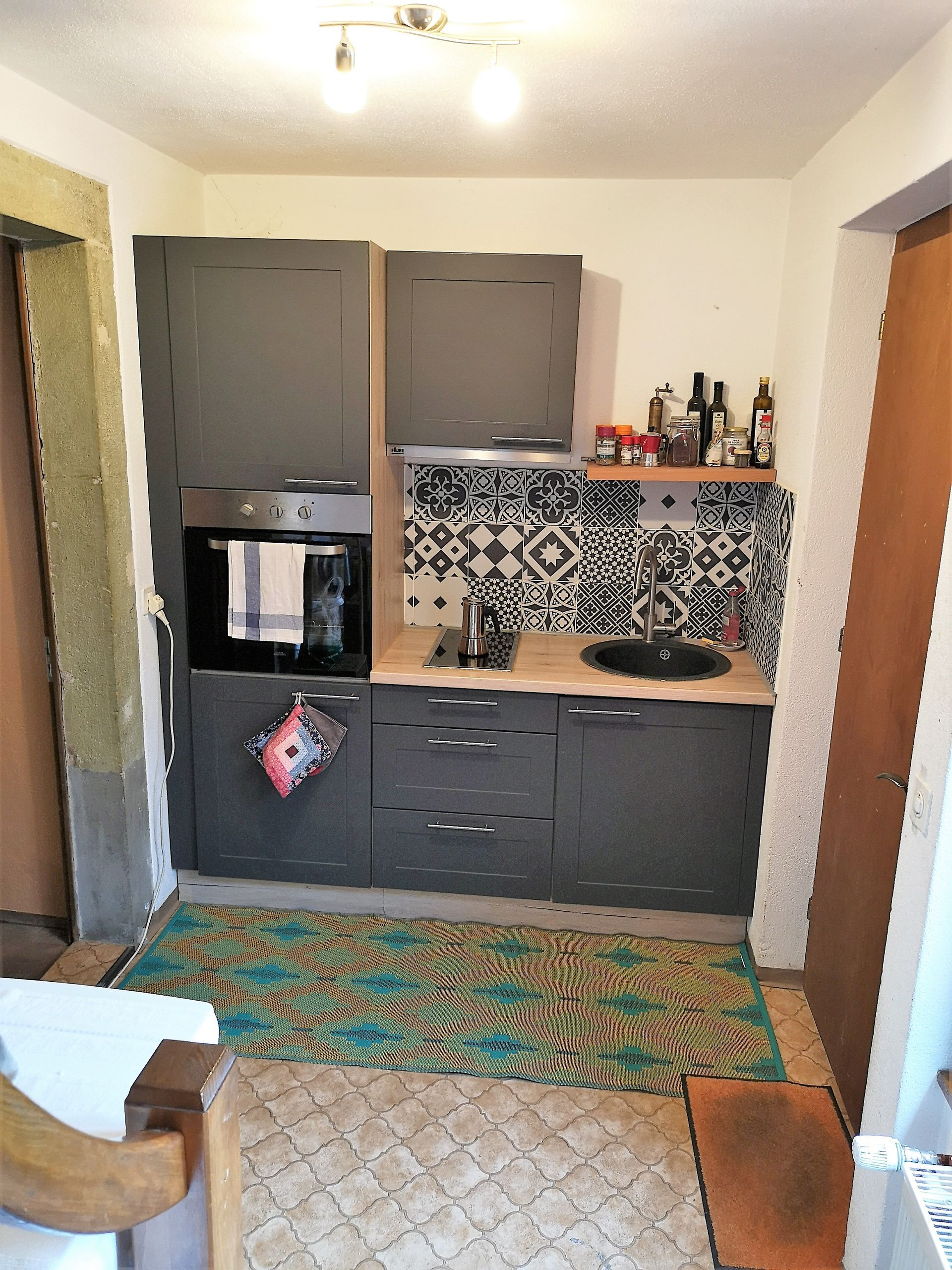 Appartement au-dessus du restaurant : cuisine au rez-de-chaussée