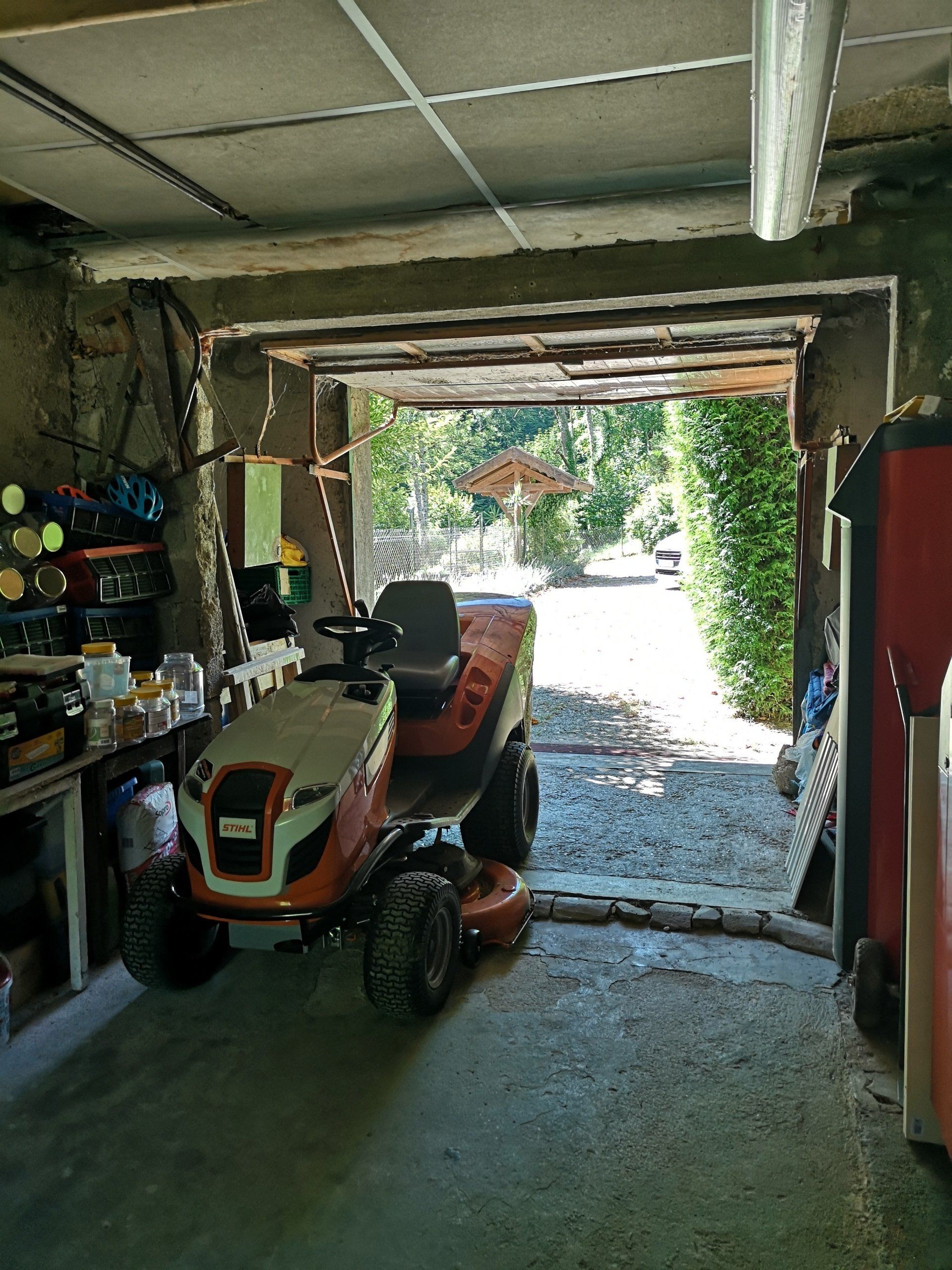 Garage