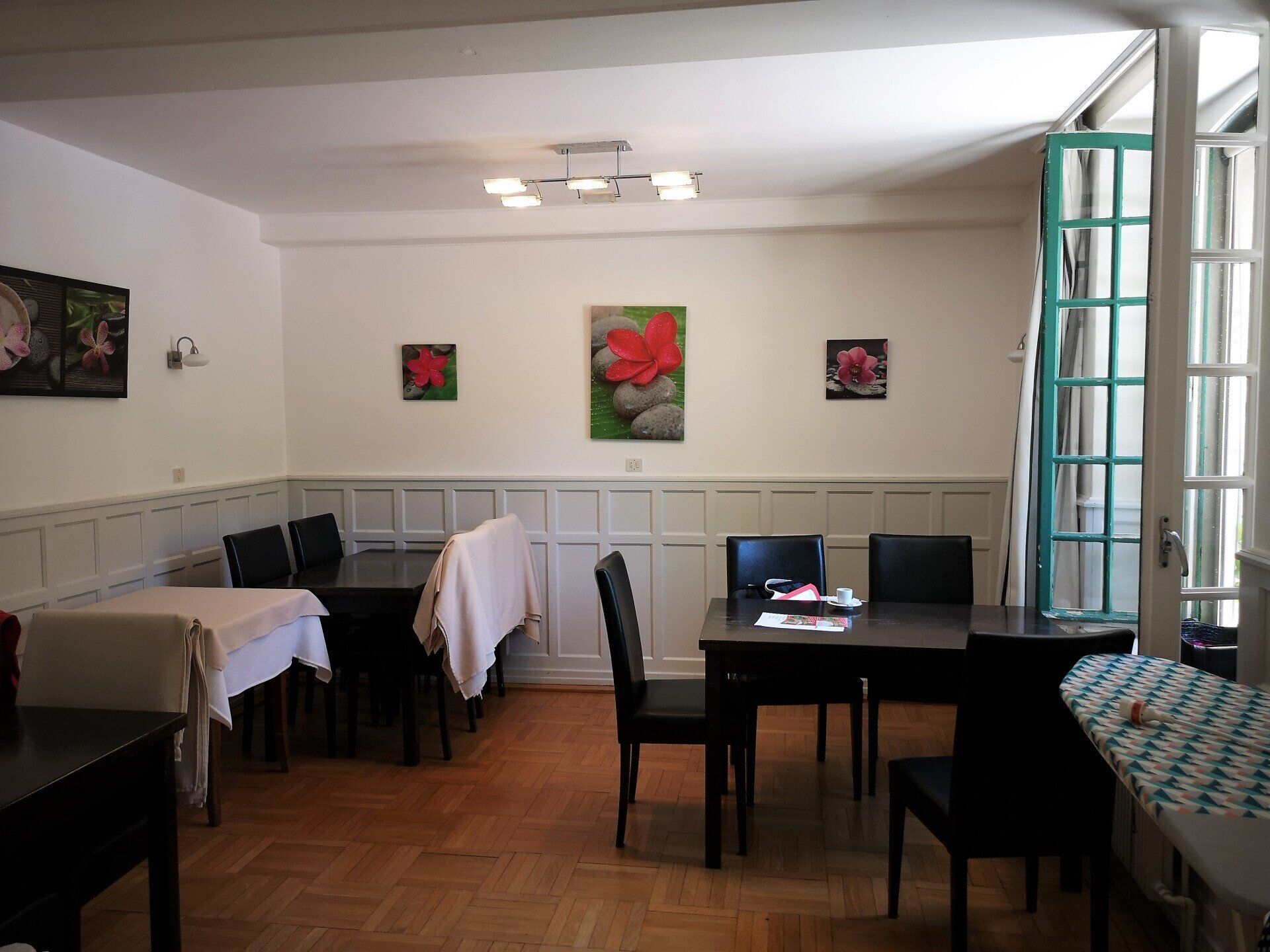 Restaurant petite salle