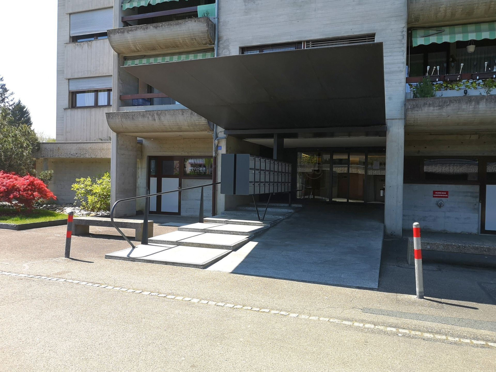 Entrée de l'immeuble