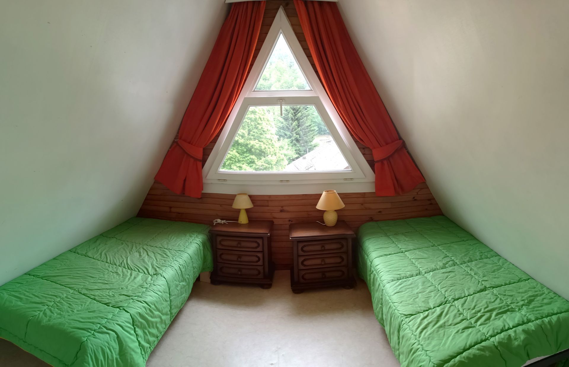Chambre 1 à l'étage