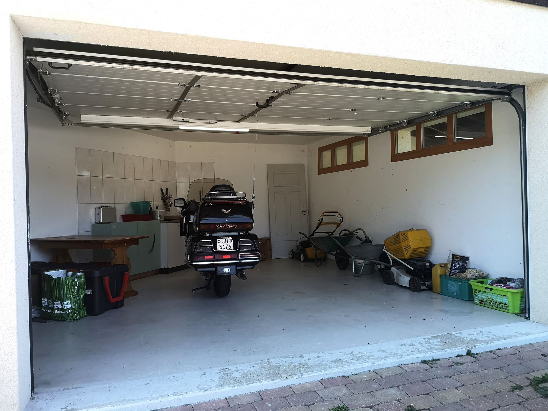 Rez-de-chaussée garage