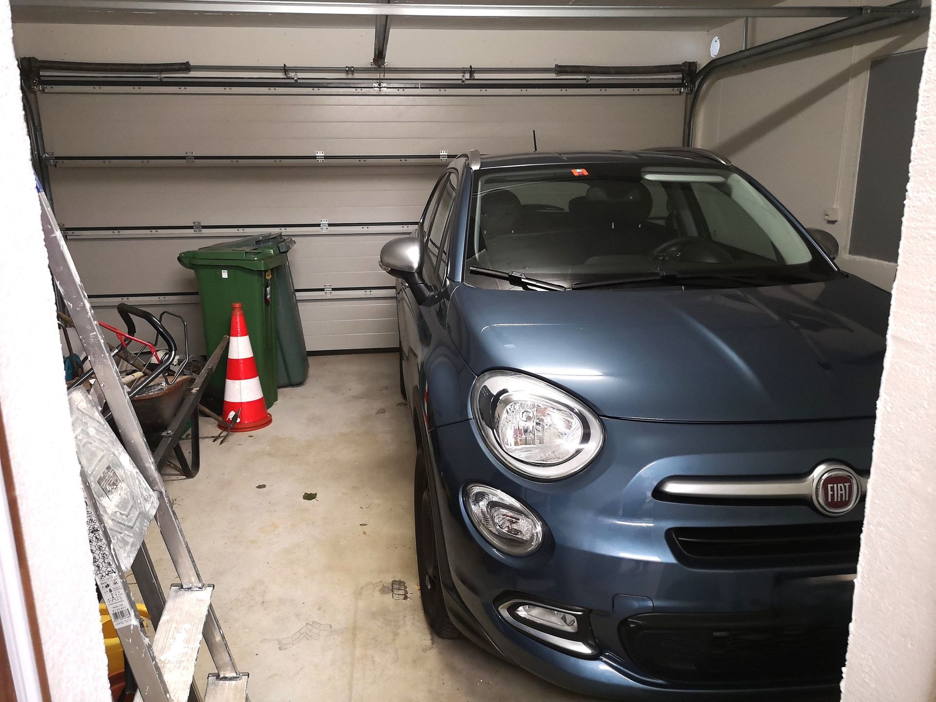 Rez-de-chaussée garage