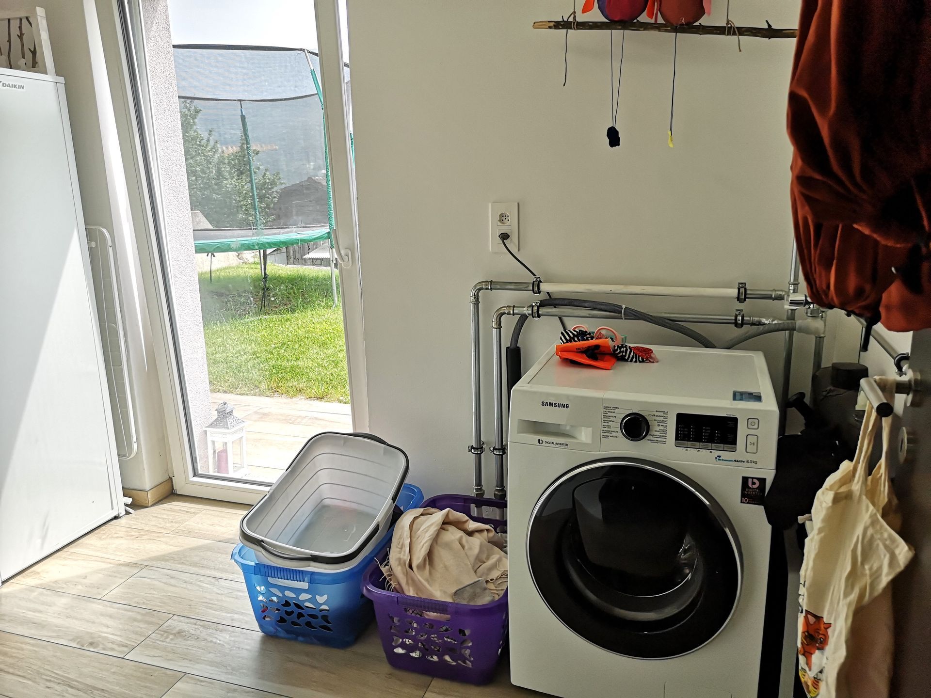 Rez inférieur : buanderie/local technique