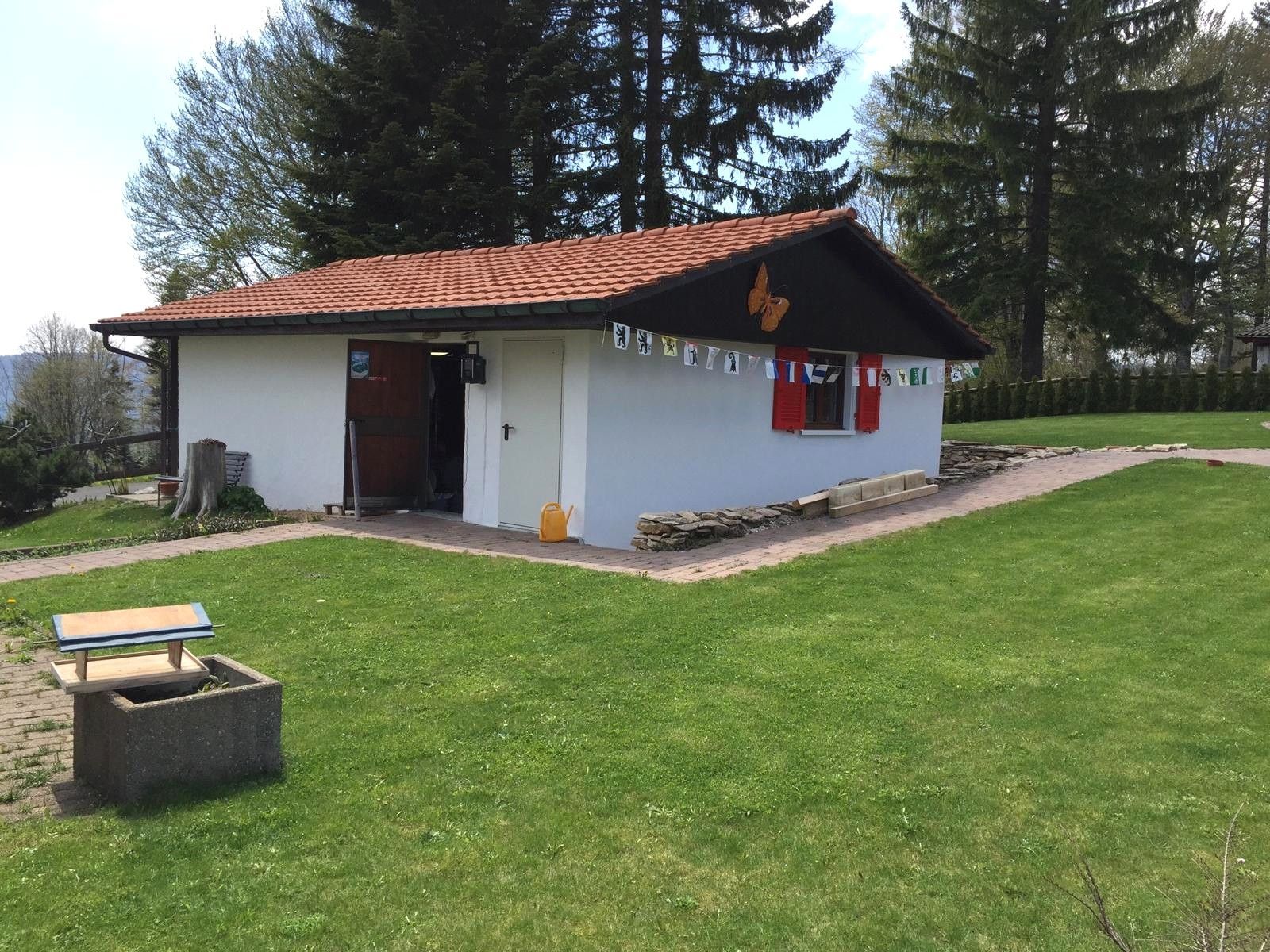 Garage double avec réduit