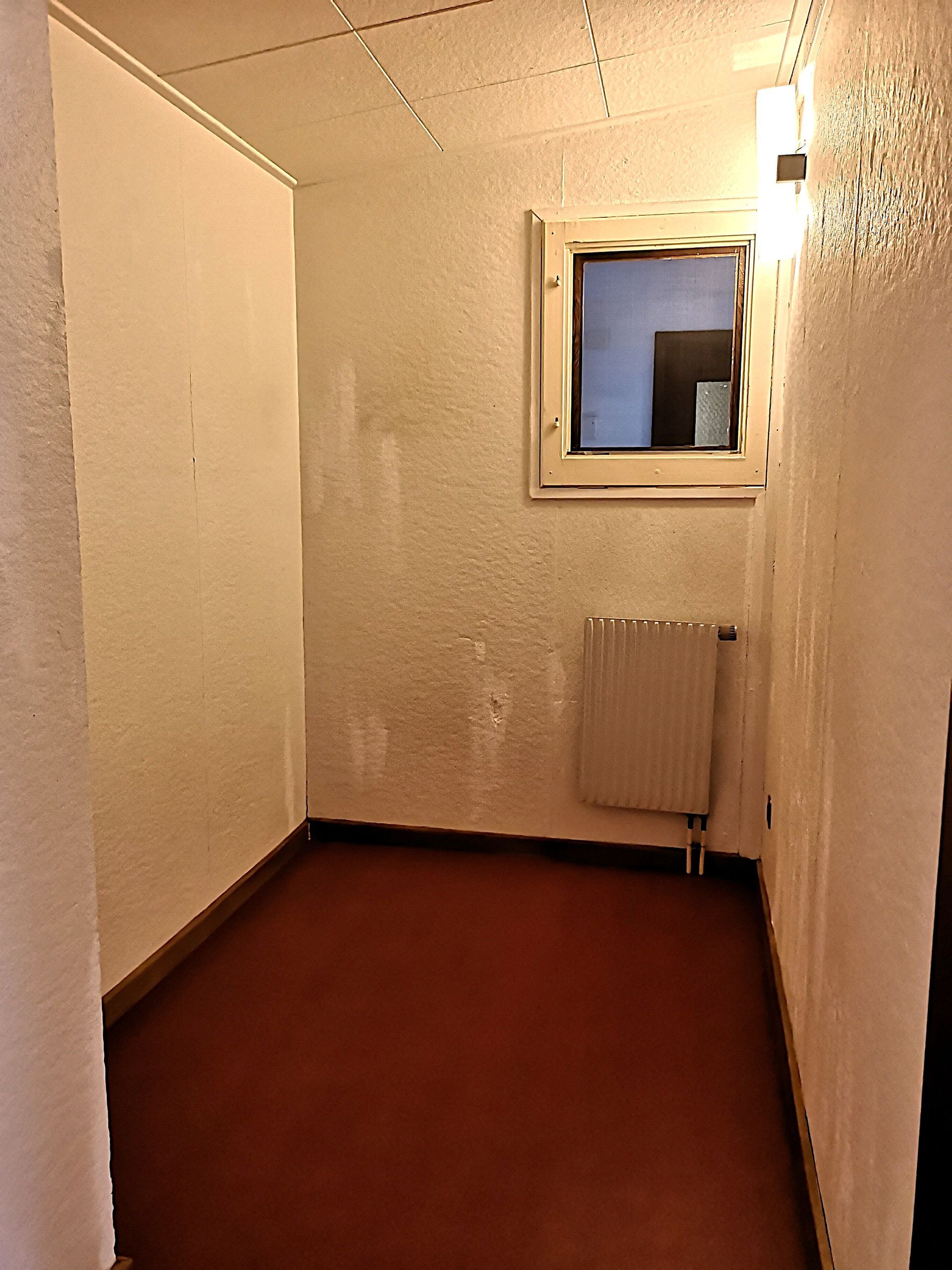 Rez-de-chaussée 2.5pces cellier