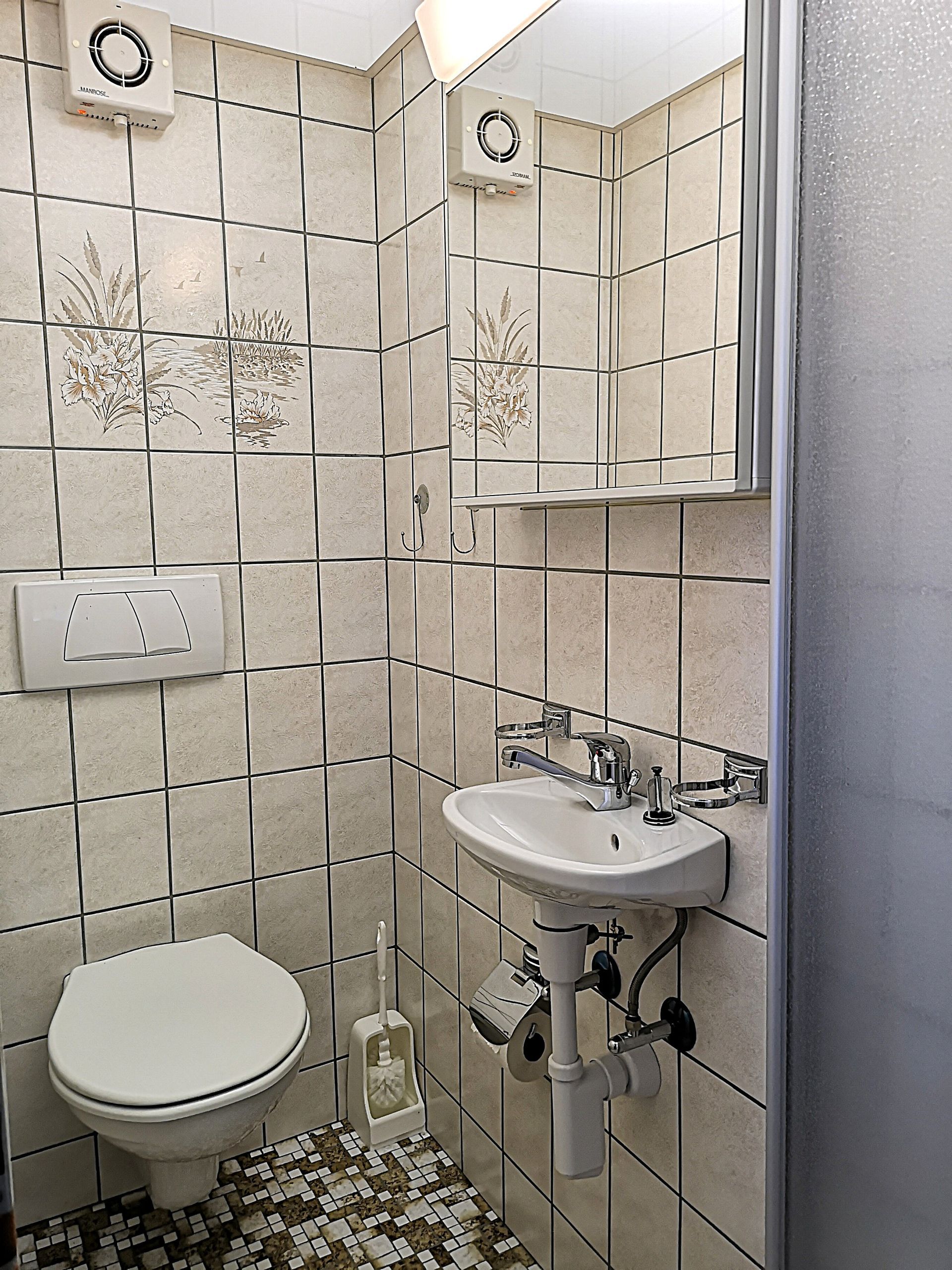 Rez-de-chaussée studio salle de bain