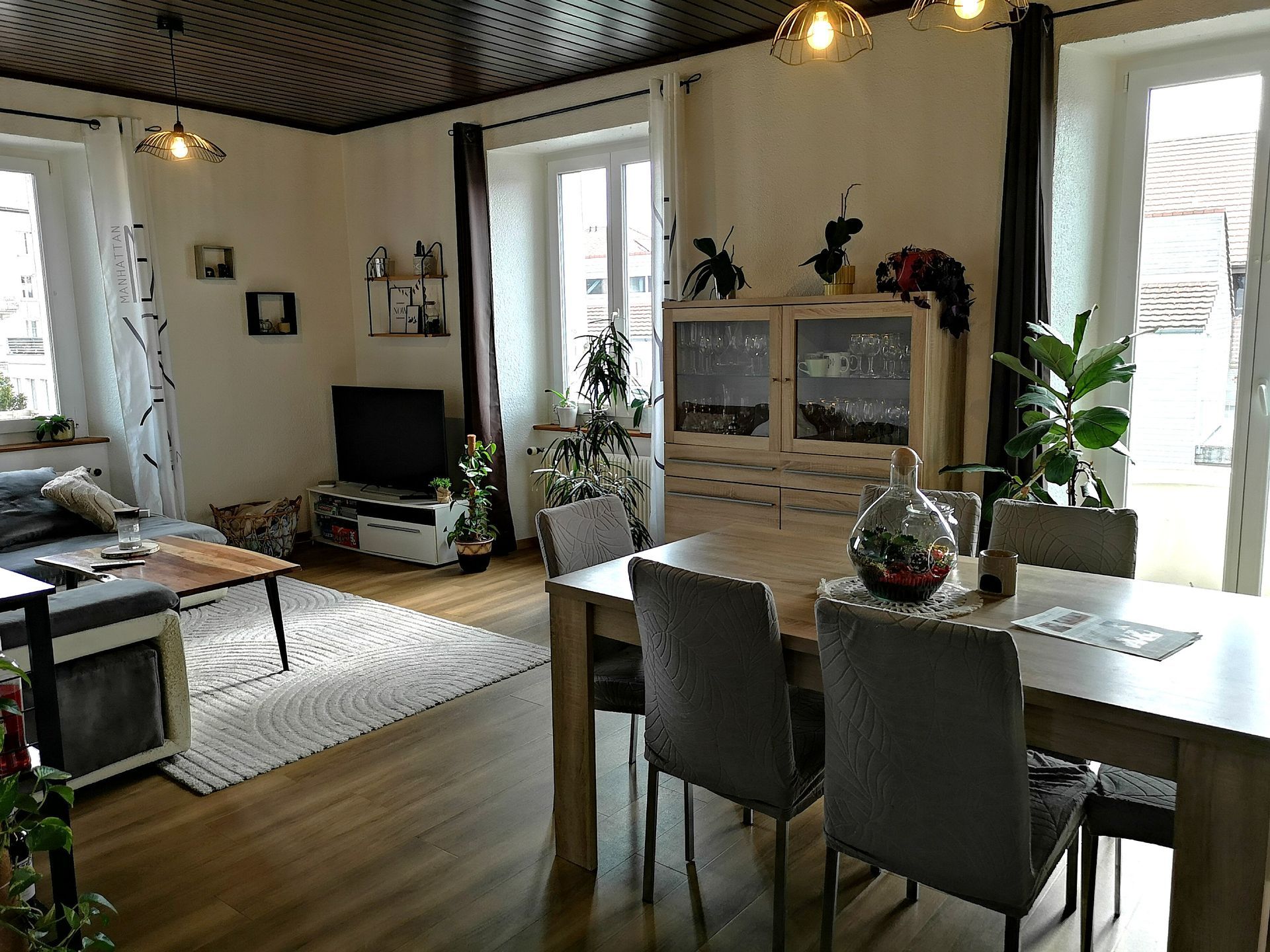 Appartement 1er étage salon/salle à manger