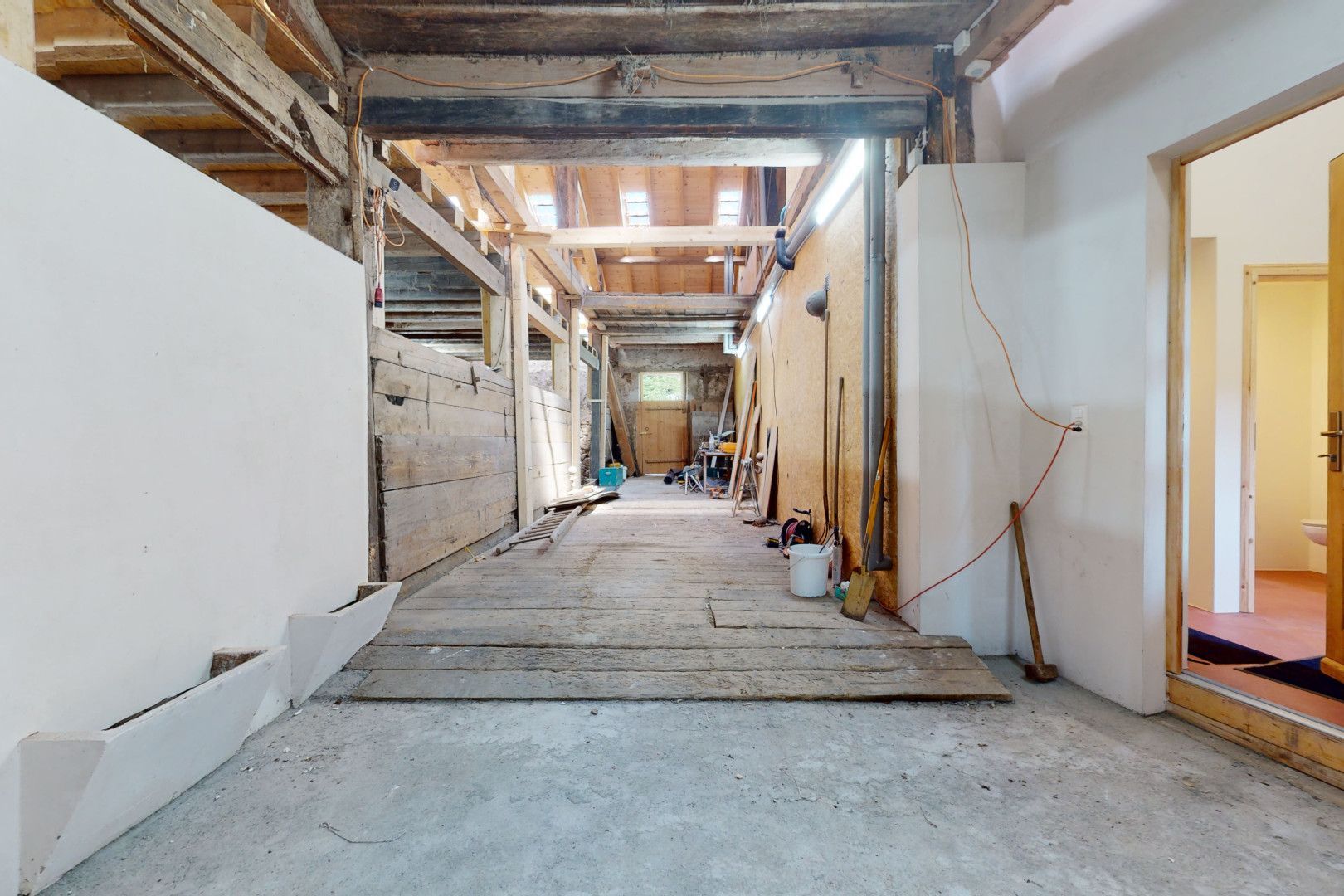 Garage et entrée de l'appartement