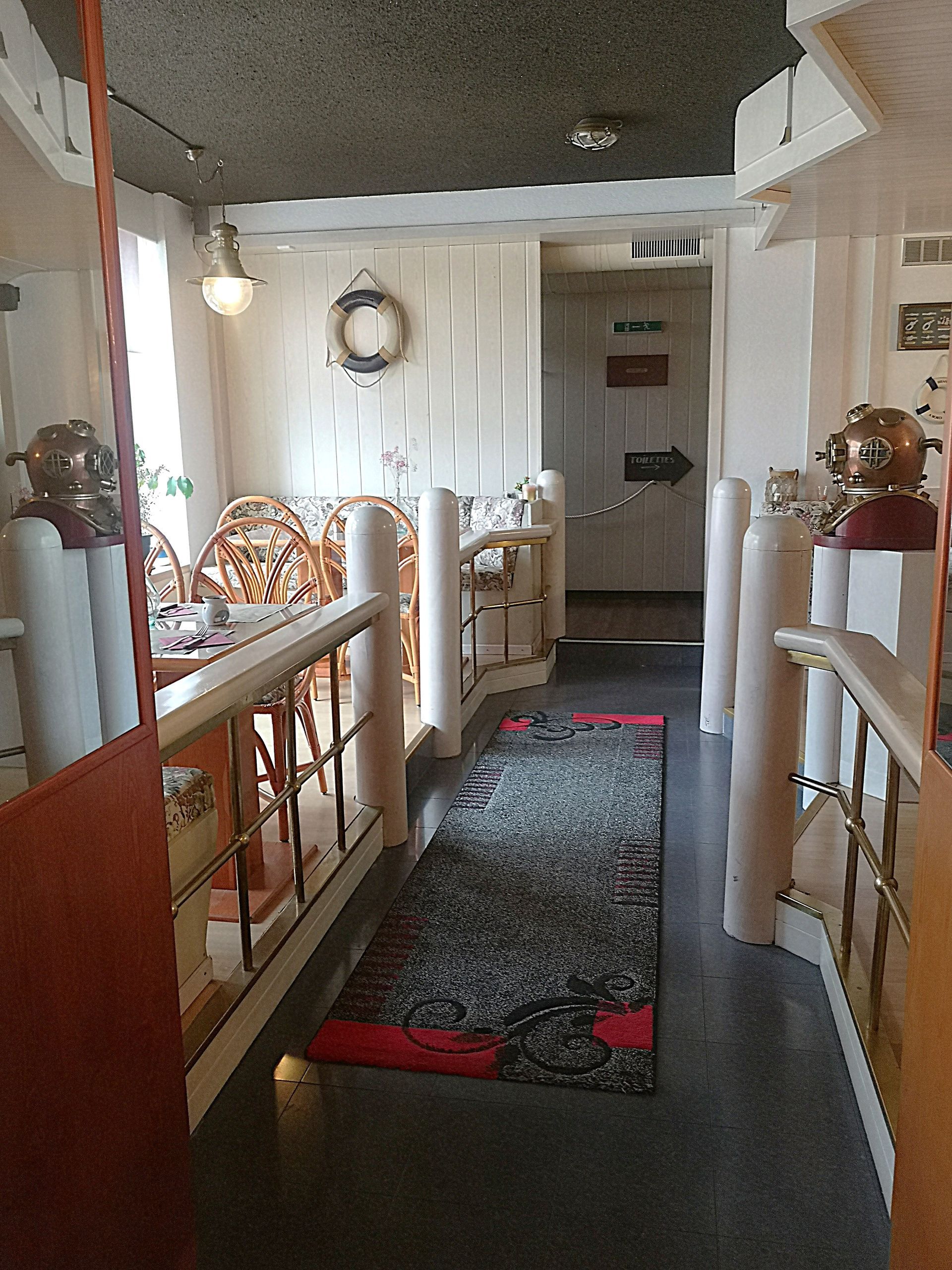 1ère salle à manger