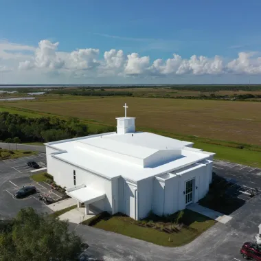 Elite GAF Master Elite roofers Lehigh Acres FL, top 2% roofing companies, and certified shingle installers offering best warranties in Florida.