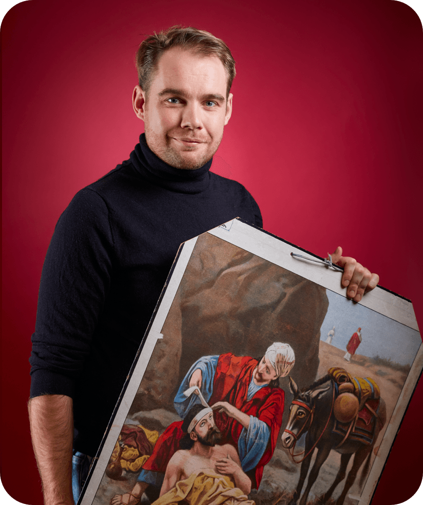 Henrik Wienen oprichter Donkey Mobile met plaat barmhartige samaritaan