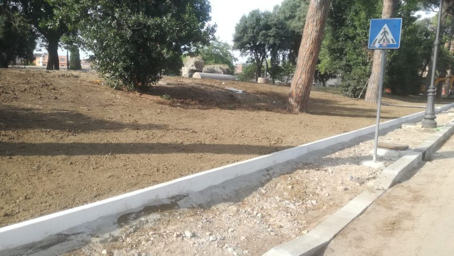 preparazione del terreno per la realizzazione di una strada