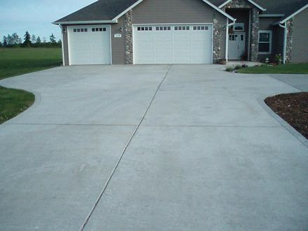 Professional concrete driveway installation for Tumwater, Wa homeowners