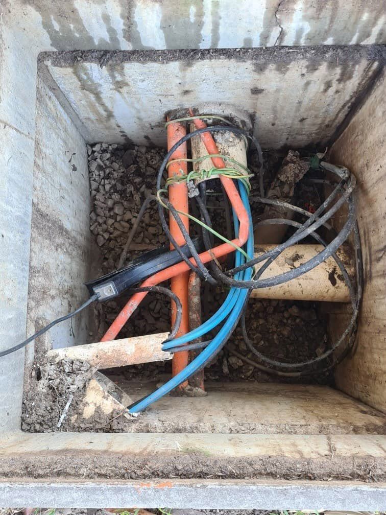 Pipe and Cable Locating