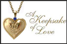 Heart necklace with words Keepsake love