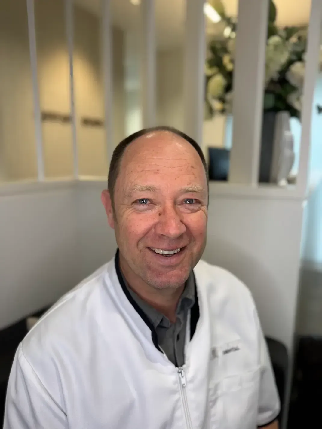 Dental Surgeon - Graham Duttone