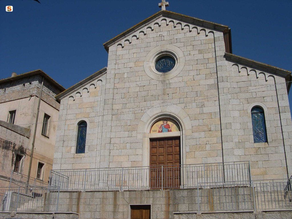 facciata di una chiesa