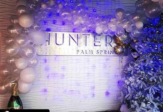 Clear & White balloons