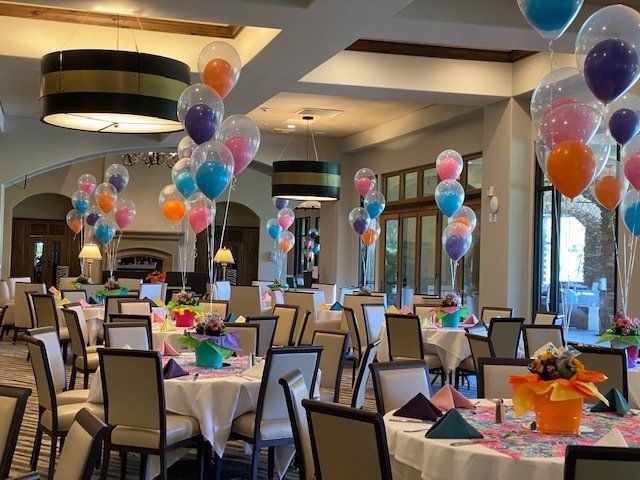 Balloon centerpieces