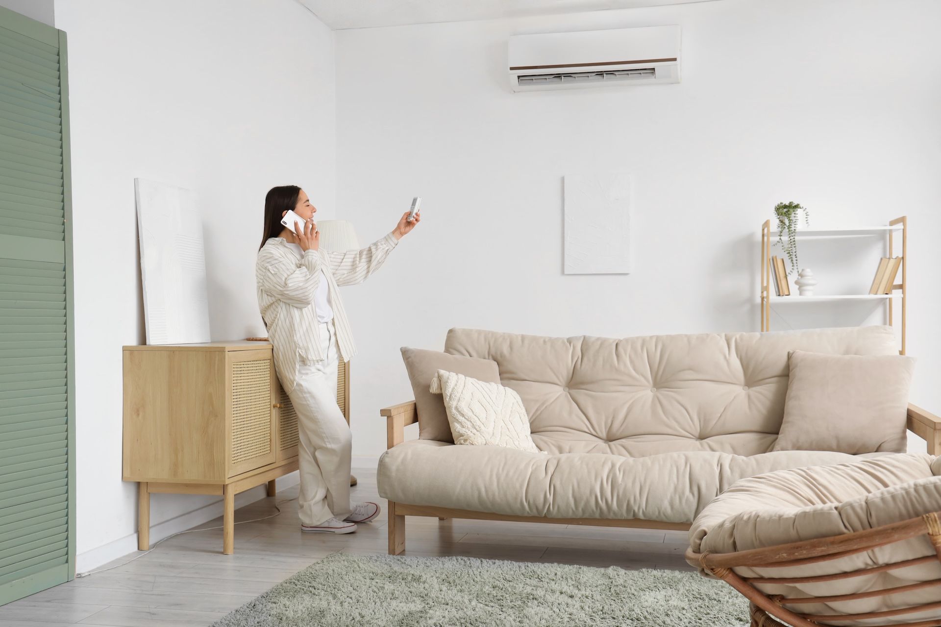 Reasons Why Is Your AC Not Blowing Cold Air