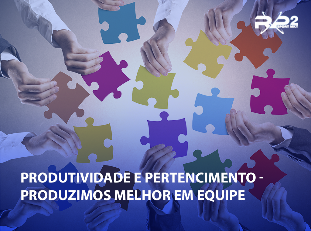 Mãos segurando peças coloridas de quebra-cabeça, simbolizando o trabalho em equipe. O texto diz: