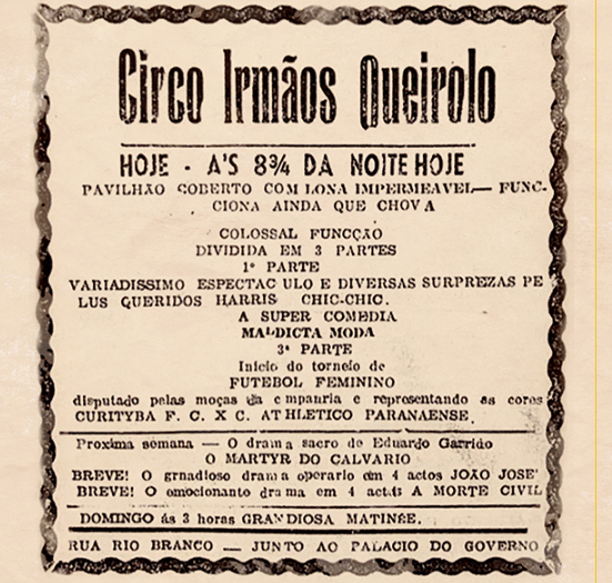 Anúncio do Circo Irmãos Queirolo. Texto preto sobre fundo bege, listando os eventos do dia, incluindo um jogo de futebol e uma peça de teatro.