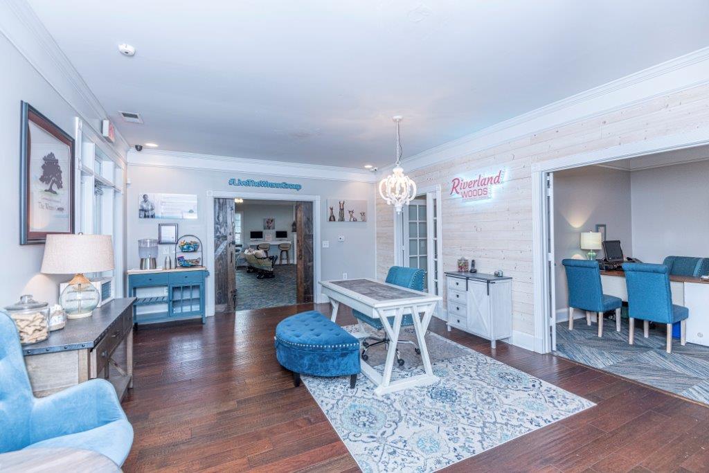 Riverland Woods Apartments in Charleston, SC