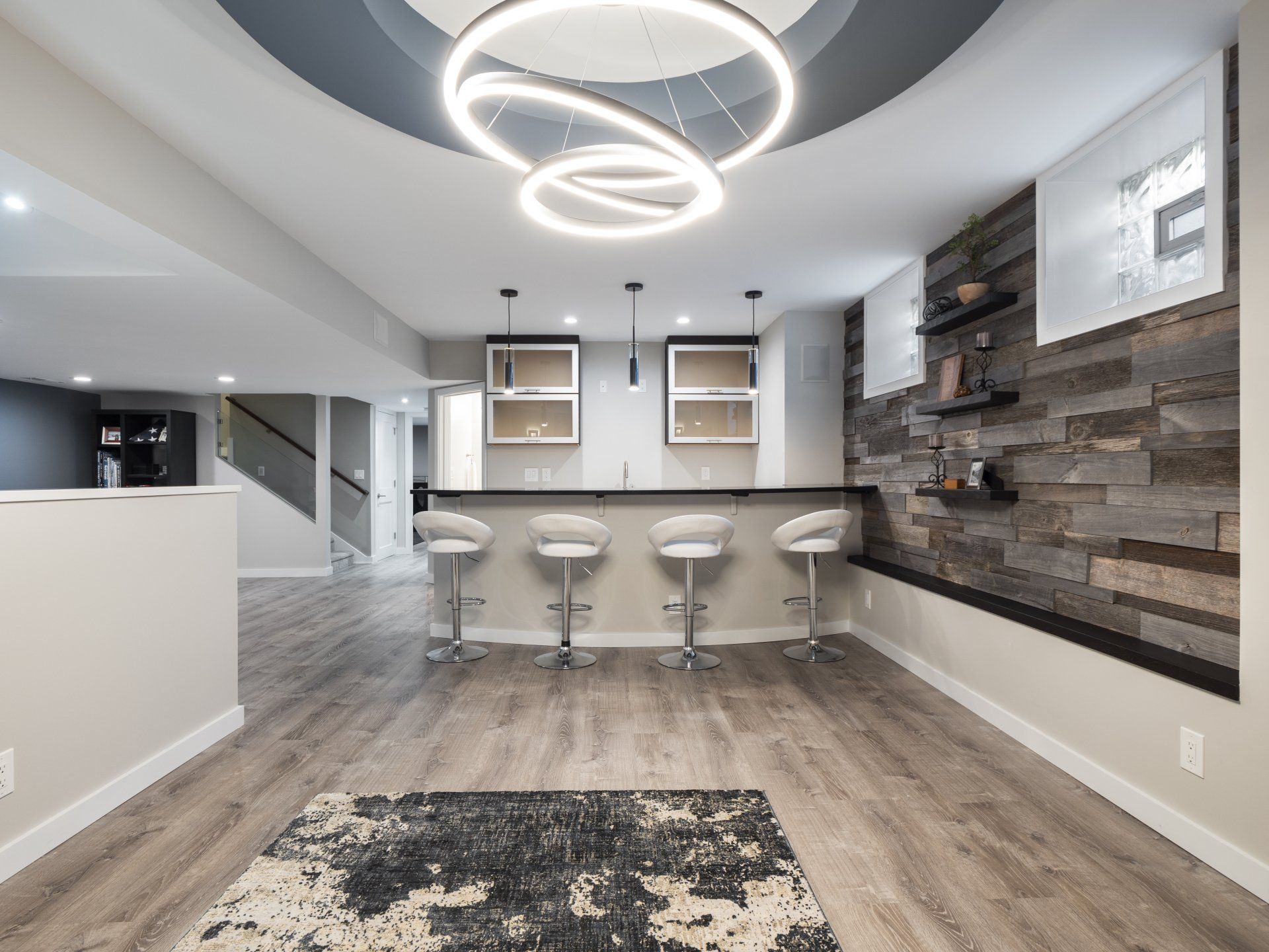 real estate photography in Minnesota bar