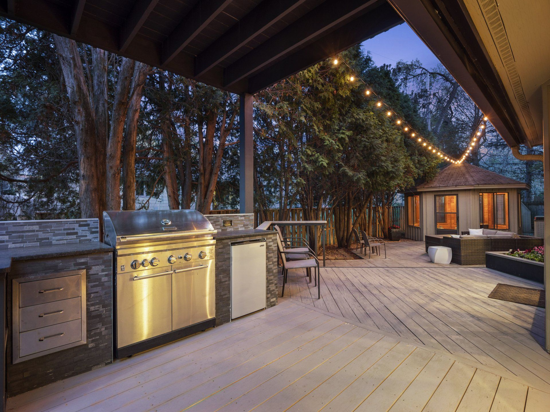 real estate photographer in Minnesota twilight photos outdoor grill