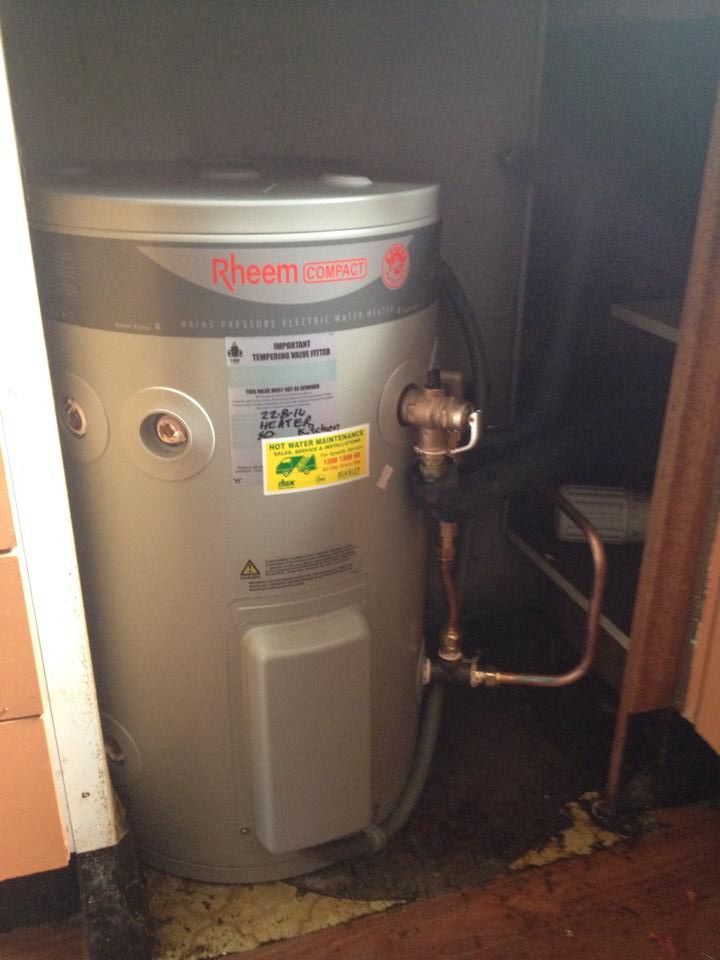 Rheem water heater tank — Hot Water Systems in Kempsey, NSW