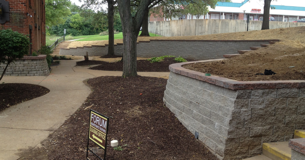 Retaining Wall Installation | Chesterfield Lawns & Landscapes