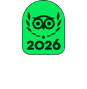Selo do Tripadvisor Travellers' Choice Awards de 2024, com fundo verde. Apresenta o logotipo de uma coruja preta dentro de uma coroa de louros.