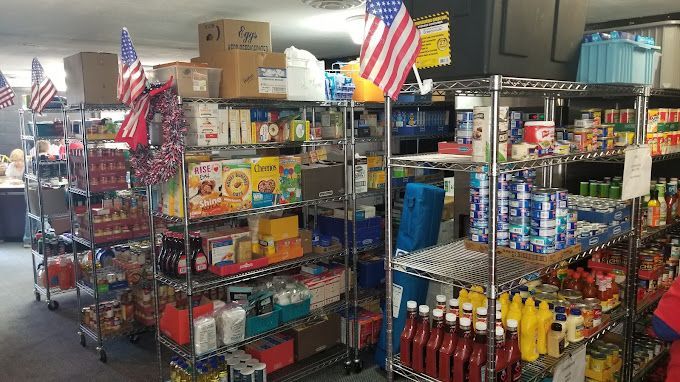 A grocery store filled with shelves filled with lots of products.