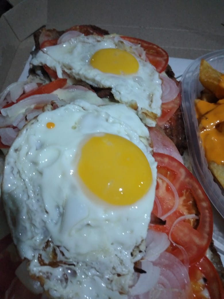 milanesas con huevo frito