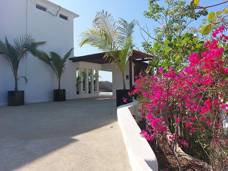 DV INMOBILIARIA Y CONSTRUCTORA