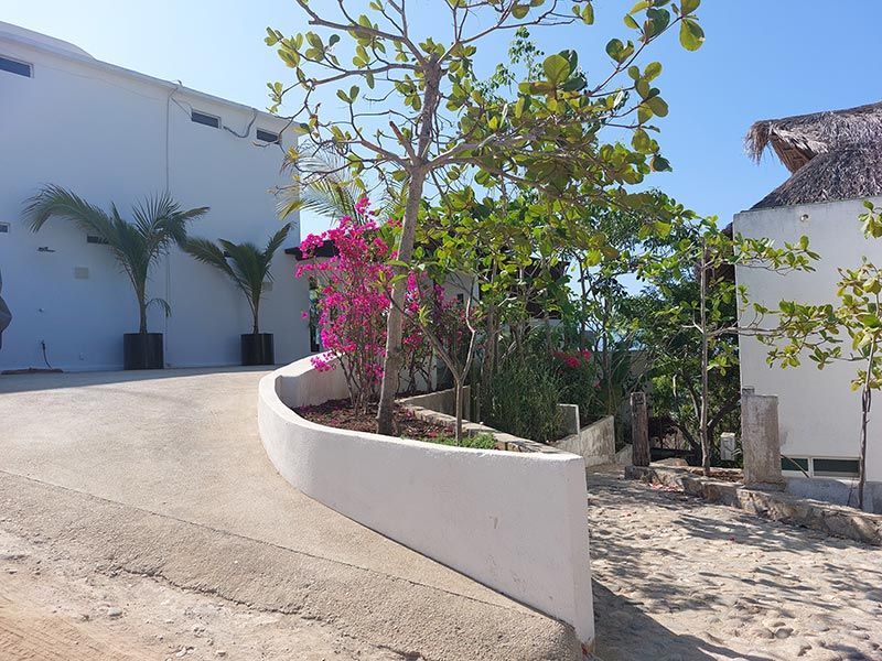 DV INMOBILIARIA Y CONSTRUCTORA